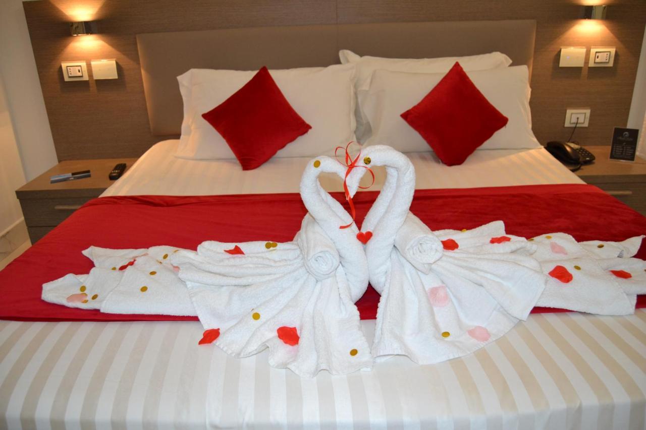 Mecla Suites Nápoly Kültér fotó