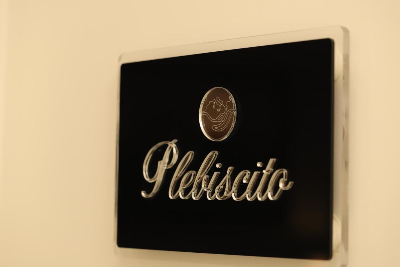 Mecla Suites Nápoly Kültér fotó